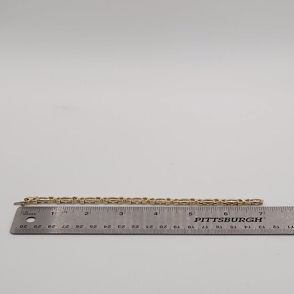 Beautiful 14k Solid Yellow Gold Baguette Diamond Bracelet 7" - Picture 6 of 12